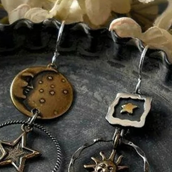 ๐ด SEE NEW LISTING - Picture 4 of 5